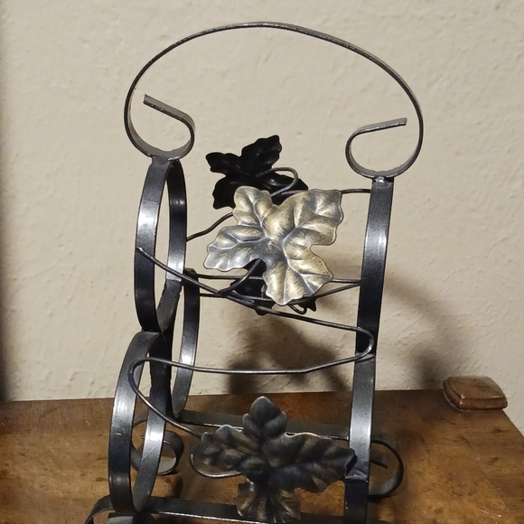 Countertop Wine Rack - Picture 5 of 8